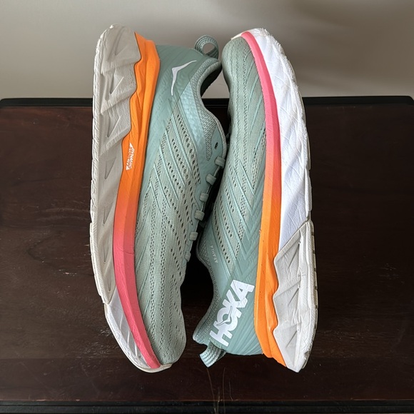 Hoka Arahi - Picture 4 of 8